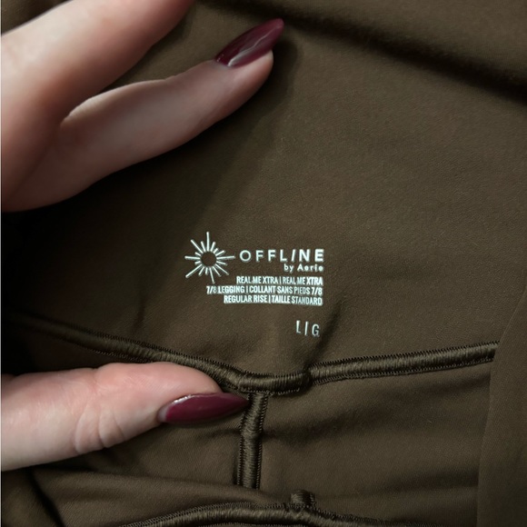 Aerie Twist Leggings and Sports Bra - Picture 2 of 3